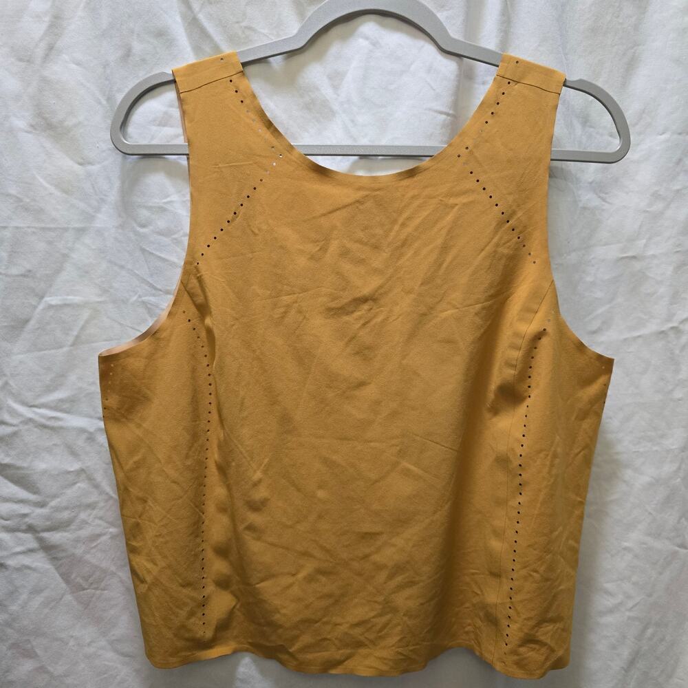 Athleta Terra Crop Tank large gold mustard yellow laser‎ cut relaxed athleisure